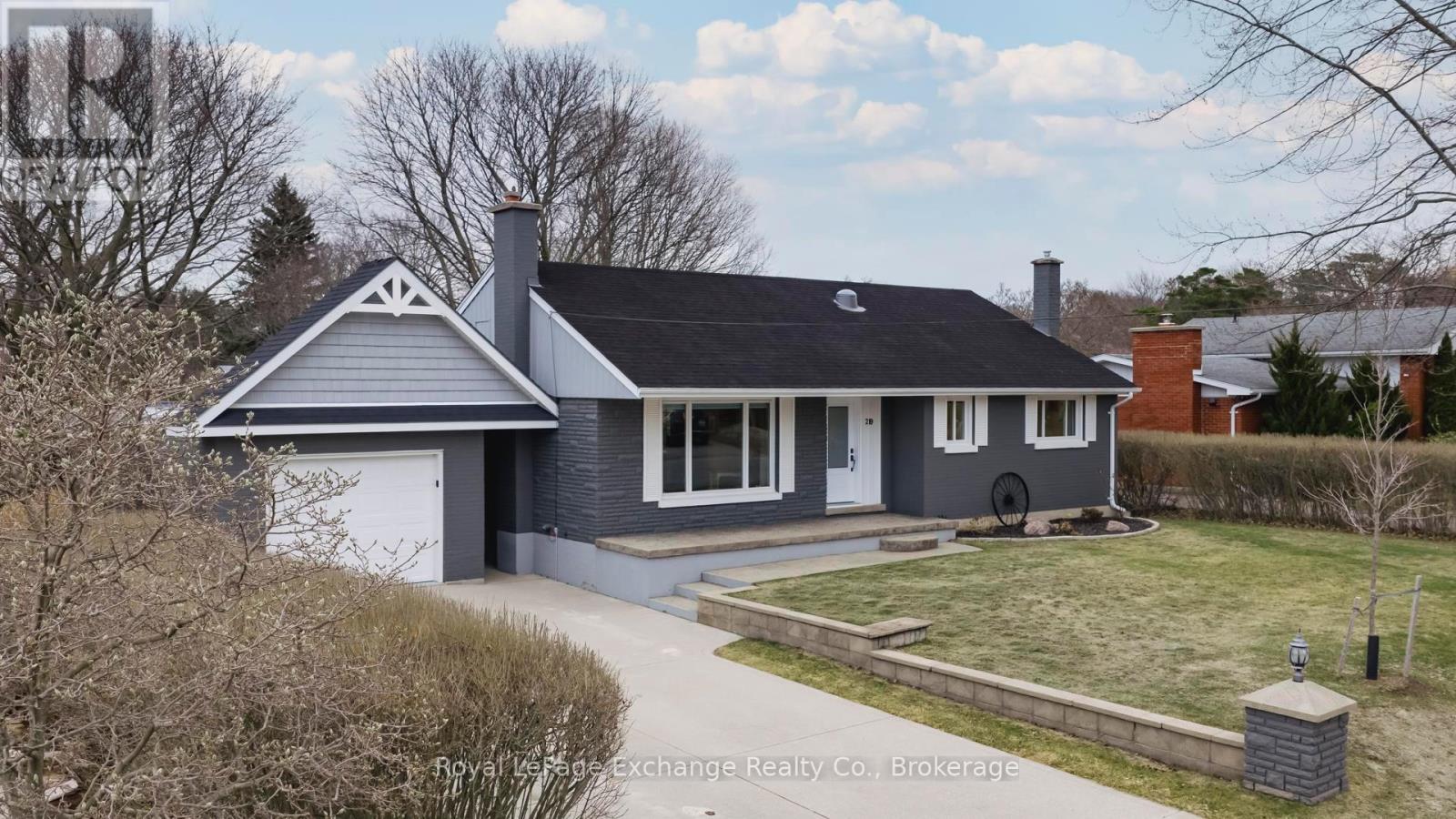 219 Kingsway Street, Kincardine, Ontario  N2Z 1G2 - Photo 44 - X12871462