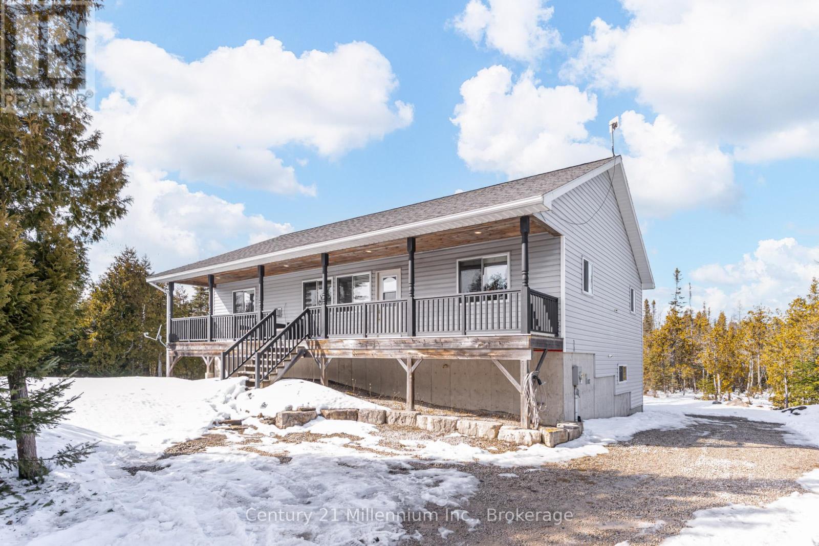 62 MCIVOR DRIVE, Northern Bruce Peninsula, Ontario