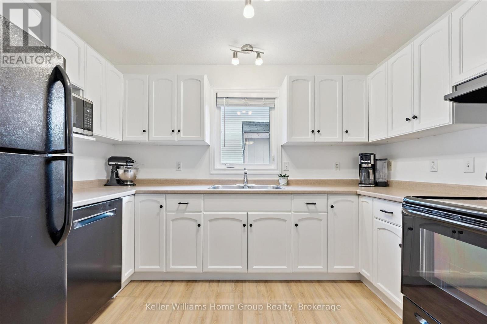 73 York Street E, Centre Wellington, Ontario  N0B 1S0 - Photo 6 - X12871684