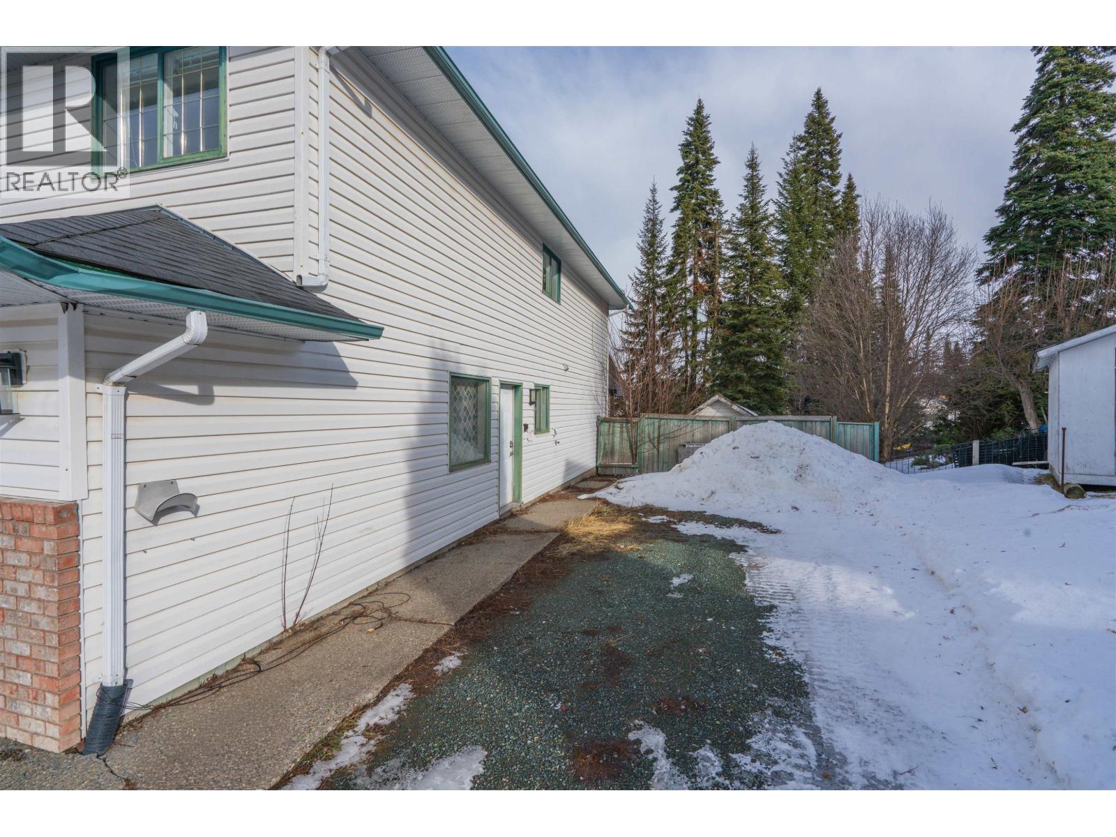 6454 Burkitt Road, Prince George, British Columbia  V2K 4S9 - Photo 4 - R3098654