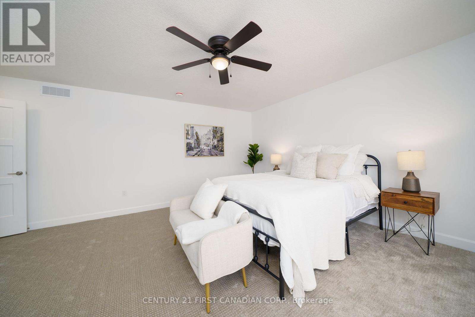 115 Atkinson Street, North Middlesex, Ontario  N0M 1A0 - Photo 15 - X12871378