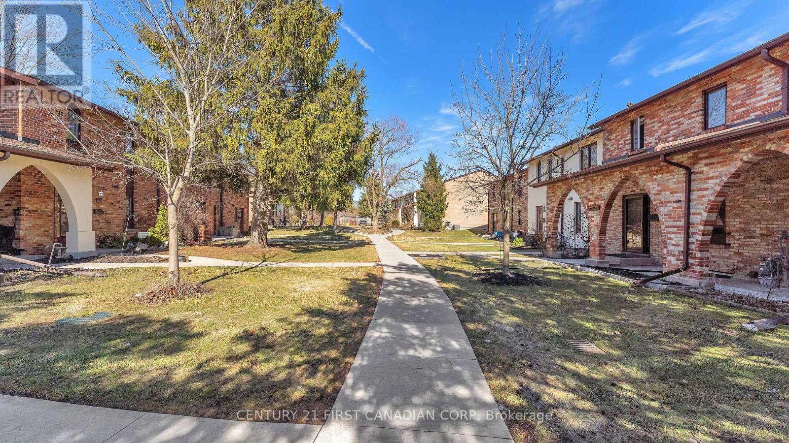 26 - 209 Millbank Drive, London South, Ontario  N6C 4V9 - Photo 3 - X12871450