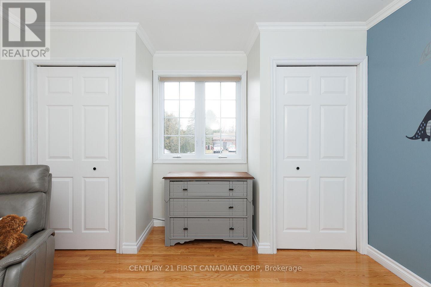 24565 Pioneer Line, West Elgin (West Lorne), Ontario  N0L 2P0 - Photo 17 - X12871606