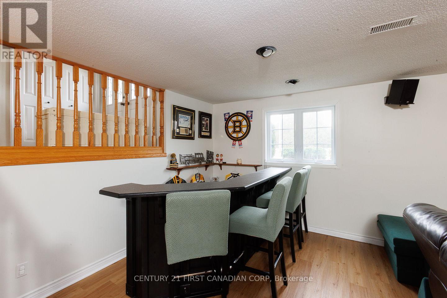 24565 Pioneer Line, West Elgin (West Lorne), Ontario  N0L 2P0 - Photo 21 - X12871606