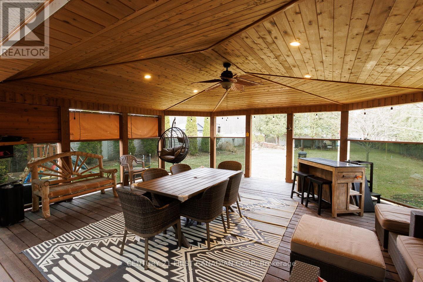 24565 Pioneer Line, West Elgin (West Lorne), Ontario  N0L 2P0 - Photo 34 - X12871606