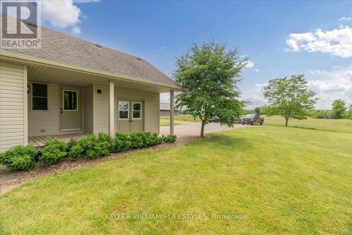 25728 Mcmurchy Line, West Elgin, Ontario  N0L 2P0 - Photo 27 - X12871610