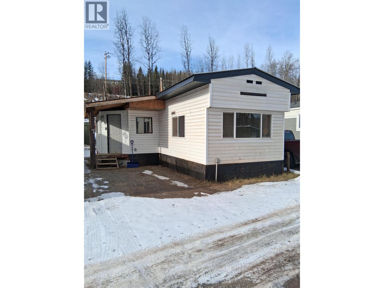 7 2123 Riverside Drive, Smithers, British Columbia  V0J 2N0 - Photo 1 - R3098433