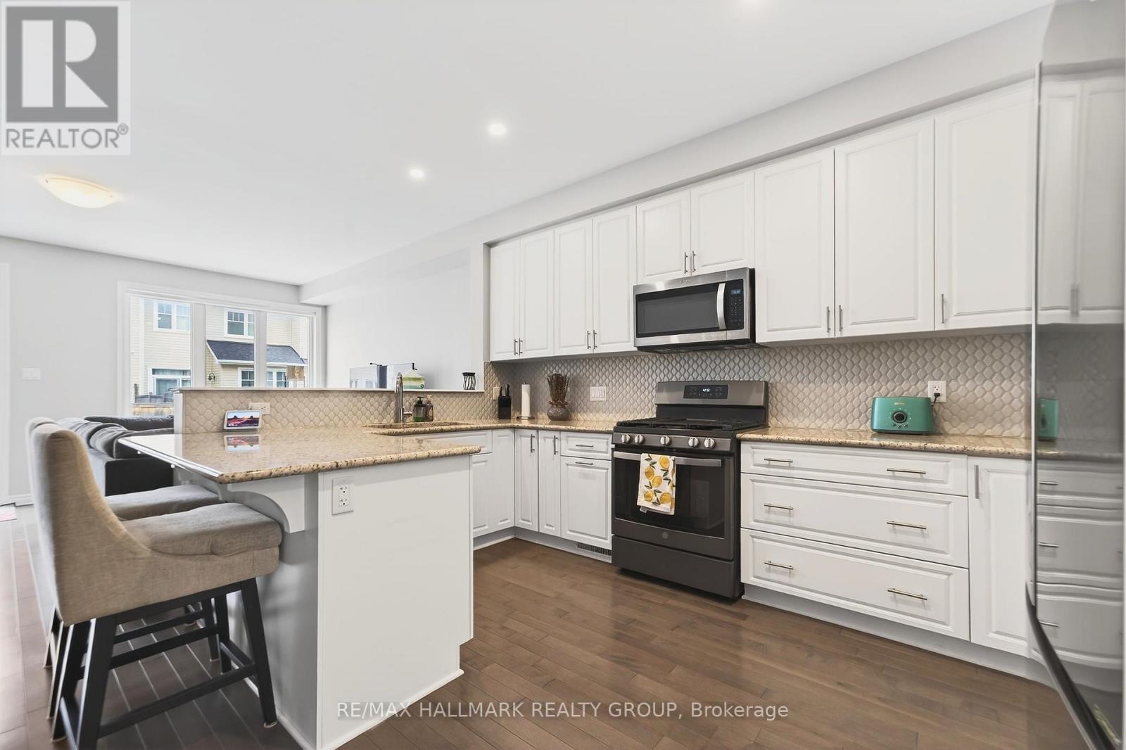 60 Jardiniere Street, Ottawa, Ontario  K2S 2K2 - Photo 15 - X12871396