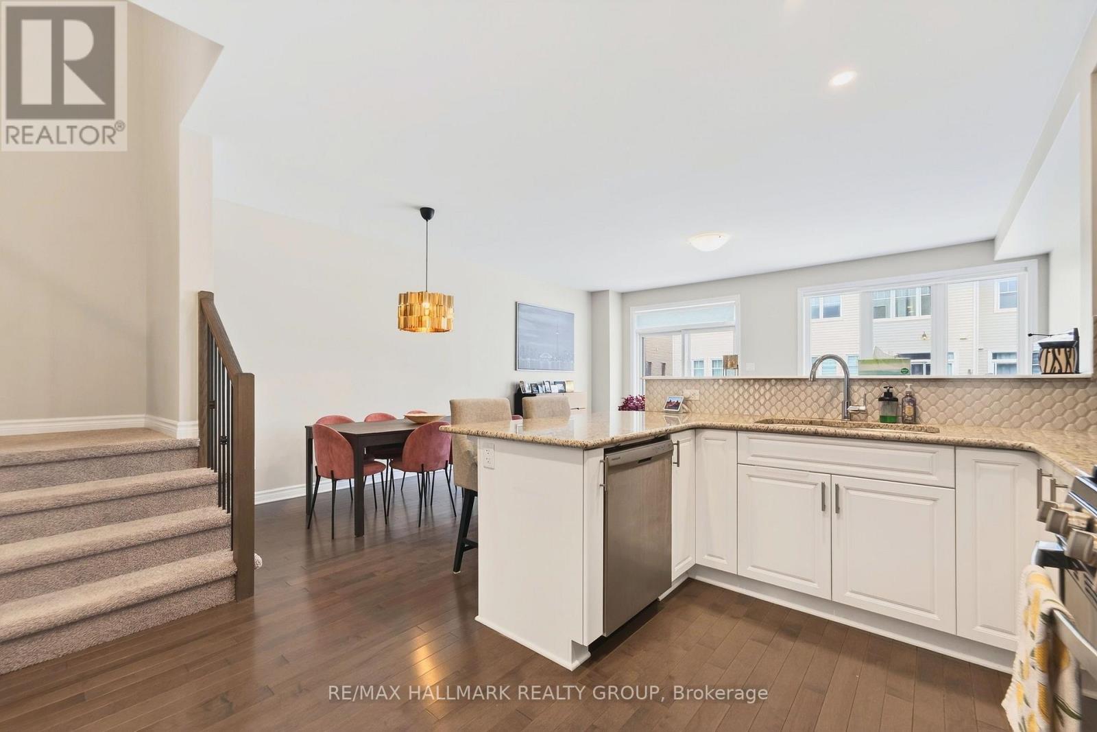 60 Jardiniere Street, Ottawa, Ontario  K2S 2K2 - Photo 17 - X12871396