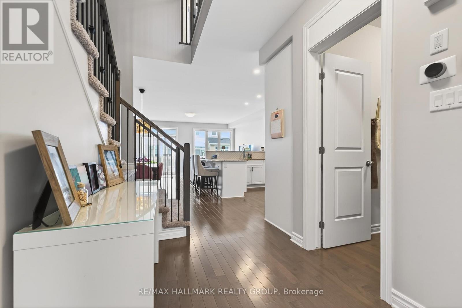 60 Jardiniere Street, Ottawa, Ontario  K2S 2K2 - Photo 4 - X12871396