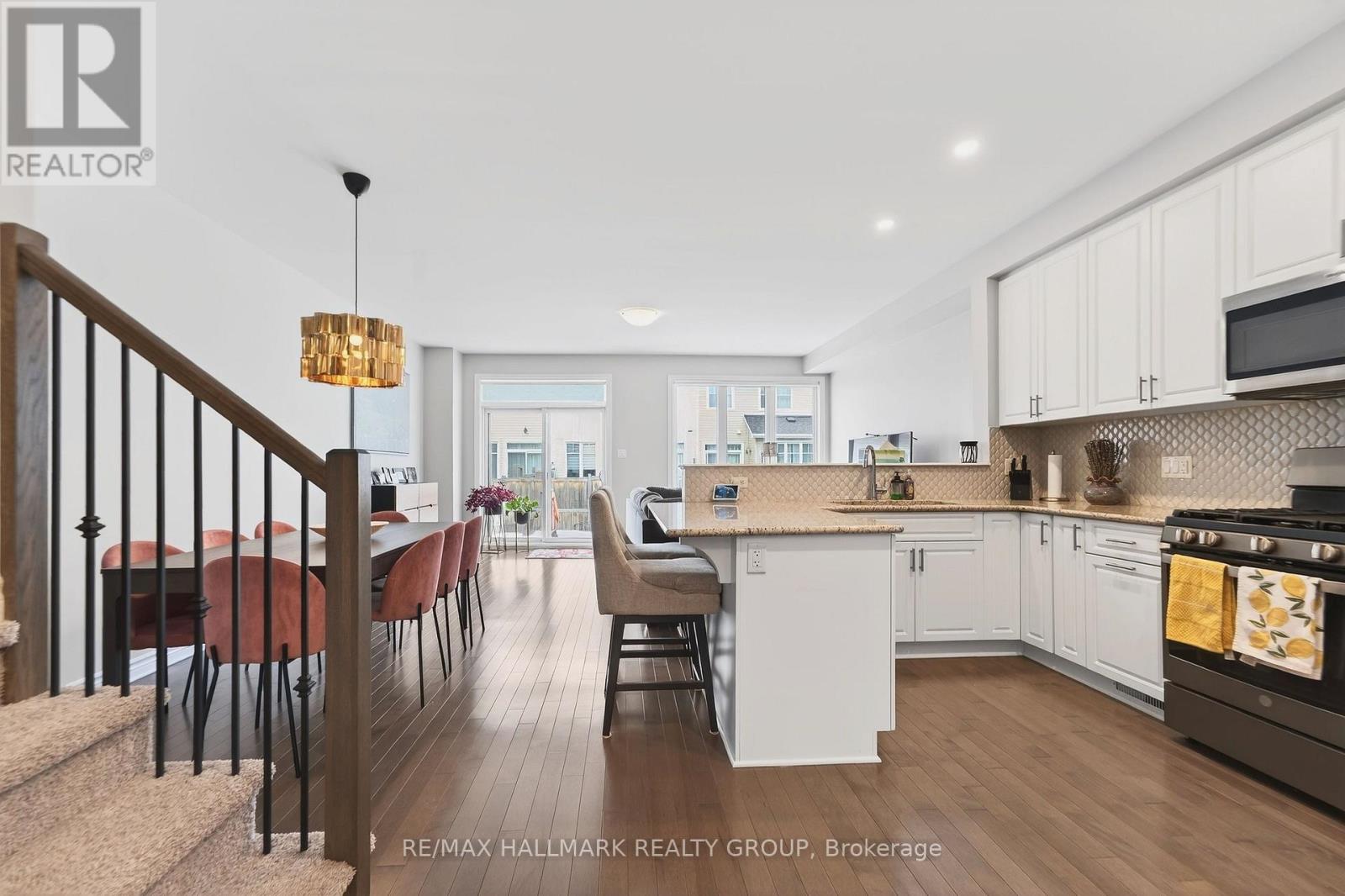 60 Jardiniere Street, Ottawa, Ontario  K2S 2K2 - Photo 5 - X12871396