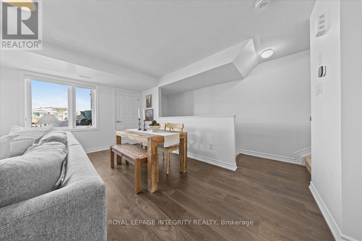 78 Lyrid Private, Ottawa, Ontario  K2J 6N3 - Photo 6 - X12871434