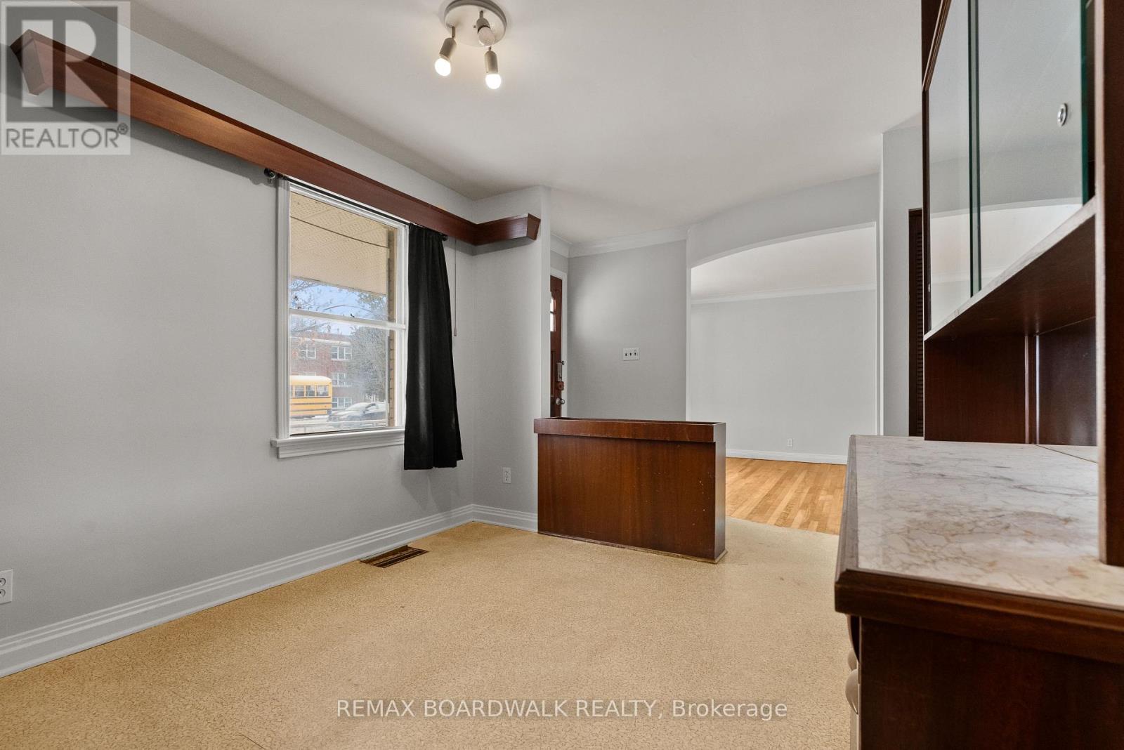 1610 Alta Vista Drive, Ottawa, Ontario  K1G 0G3 - Photo 14 - X12871464