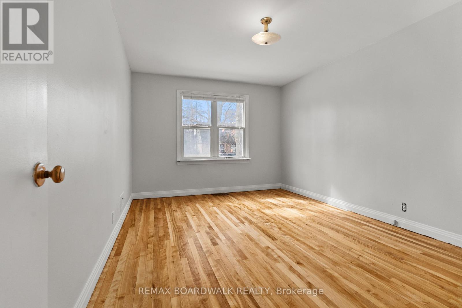 1610 Alta Vista Drive, Ottawa, Ontario  K1G 0G3 - Photo 17 - X12871464