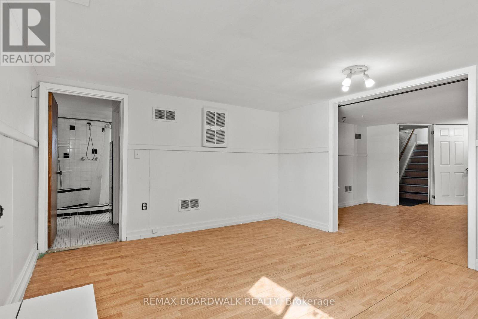 1610 Alta Vista Drive, Ottawa, Ontario  K1G 0G3 - Photo 22 - X12871464