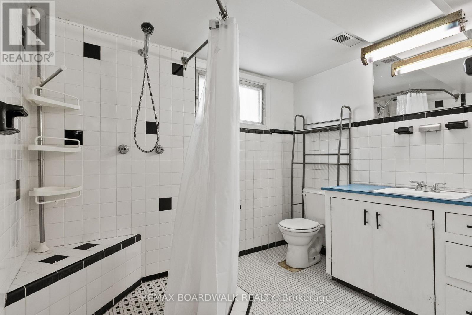 1610 Alta Vista Drive, Ottawa, Ontario  K1G 0G3 - Photo 23 - X12871464