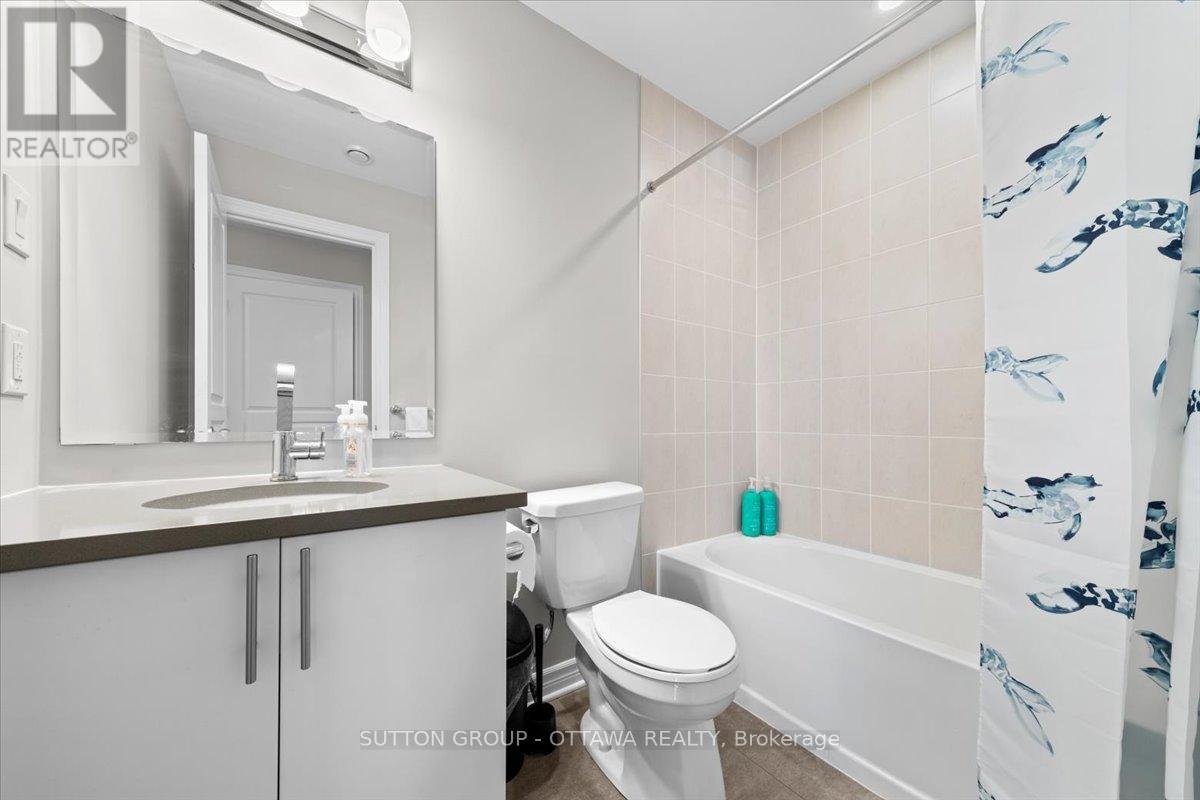 4 - 360 Tribeca Private, Ottawa, Ontario  K2J 4J3 - Photo 11 - X12871524