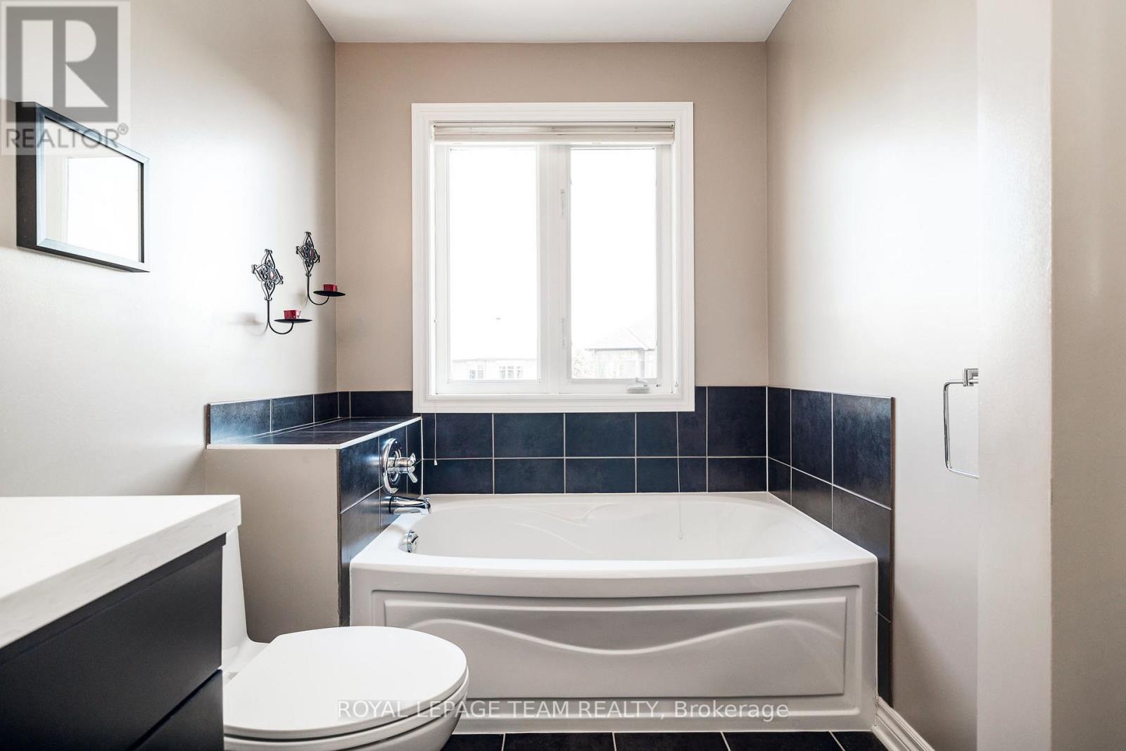 542 Remnor Avenue, Ottawa, Ontario  K2T 0A5 - Photo 20 - X12871536