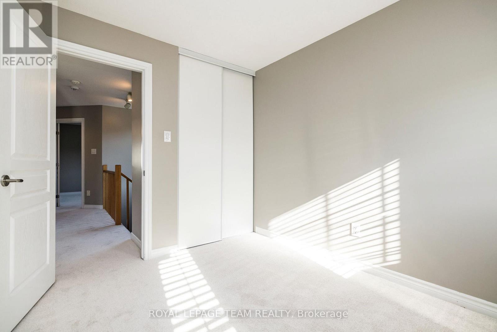 542 Remnor Avenue, Ottawa, Ontario  K2T 0A5 - Photo 24 - X12871536