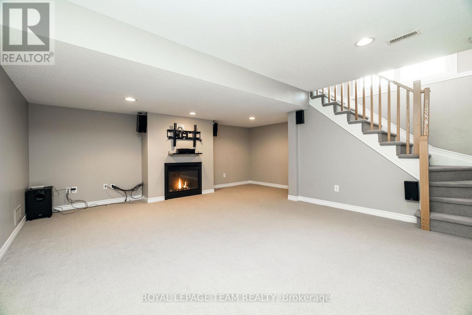 542 Remnor Avenue, Ottawa, Ontario  K2T 0A5 - Photo 32 - X12871536