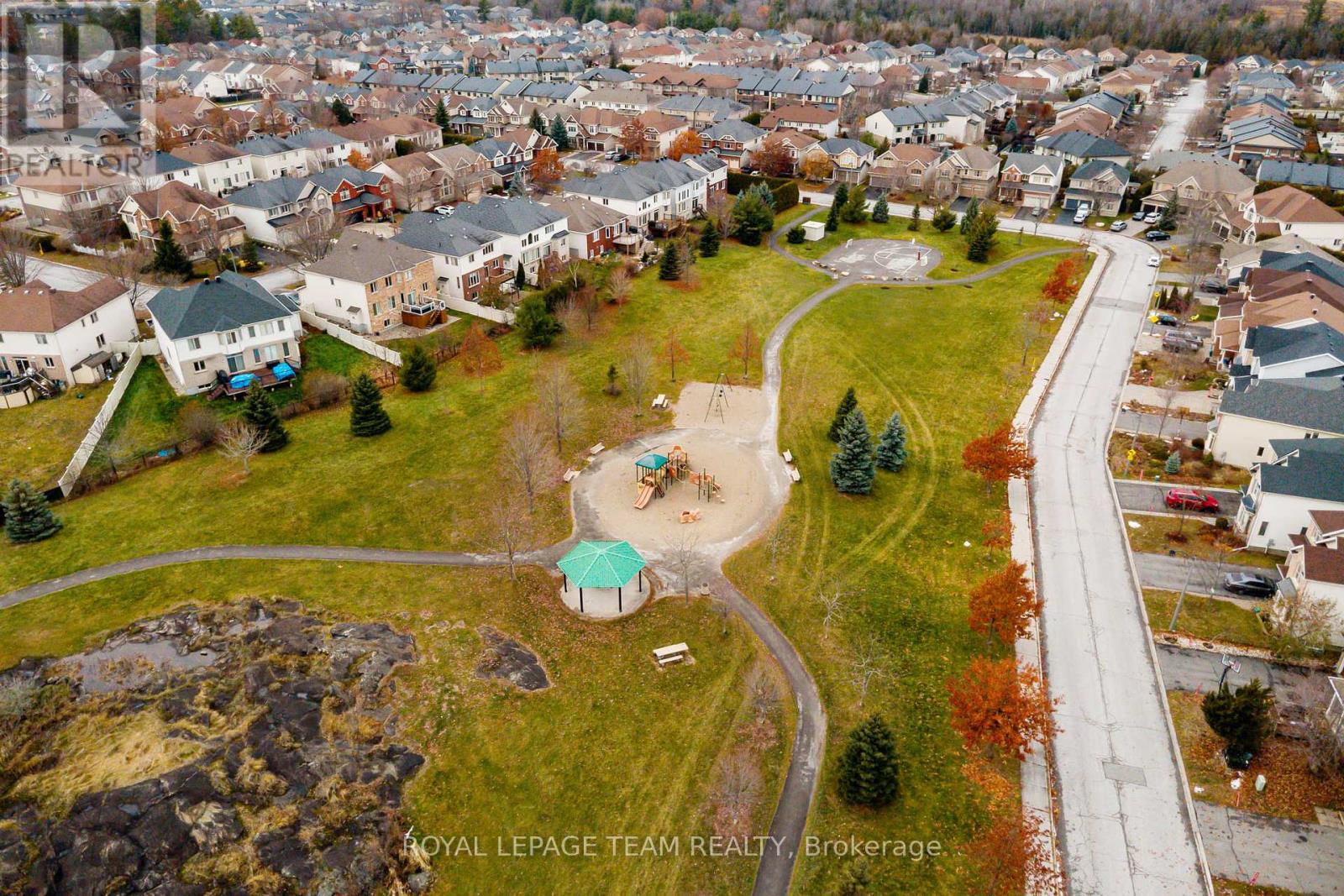 542 Remnor Avenue, Ottawa, Ontario  K2T 0A5 - Photo 47 - X12871536