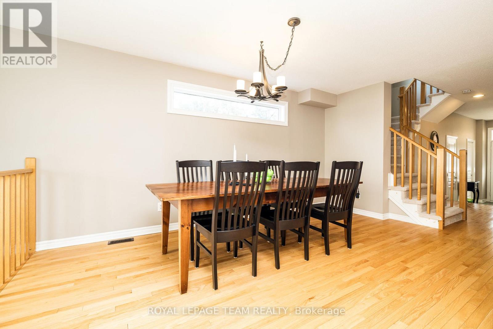 542 Remnor Avenue, Ottawa, Ontario  K2T 0A5 - Photo 7 - X12871536