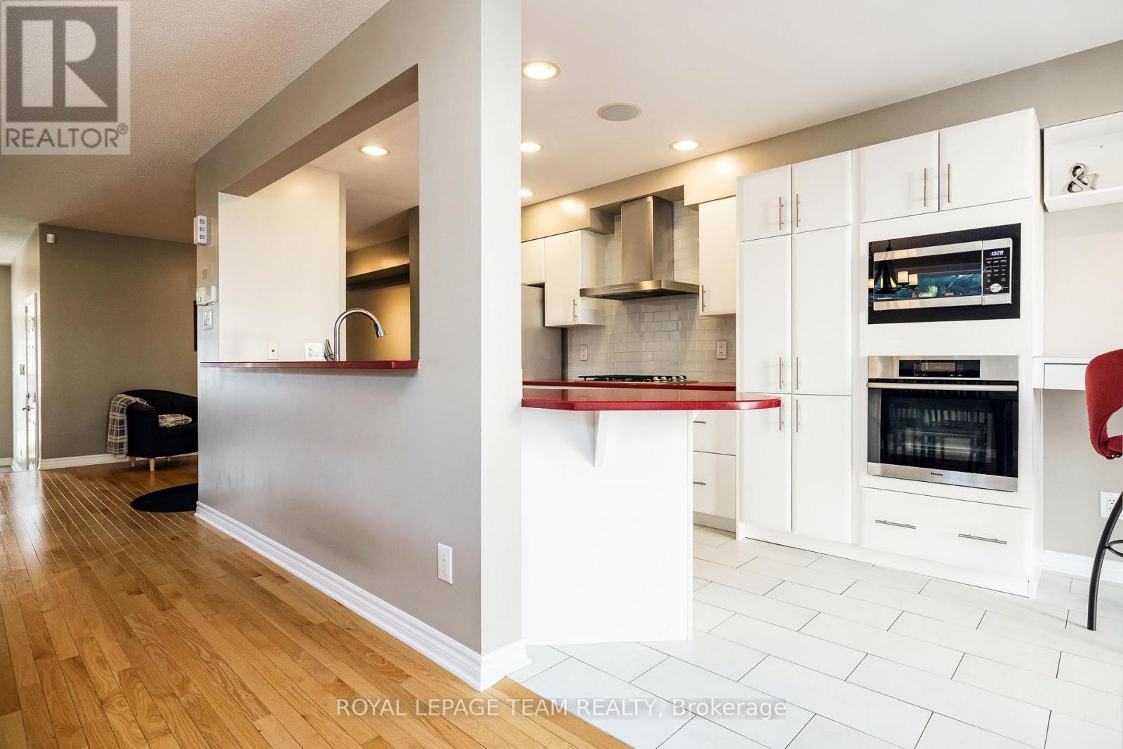 542 Remnor Avenue, Ottawa, Ontario  K2T 0A5 - Photo 9 - X12871536