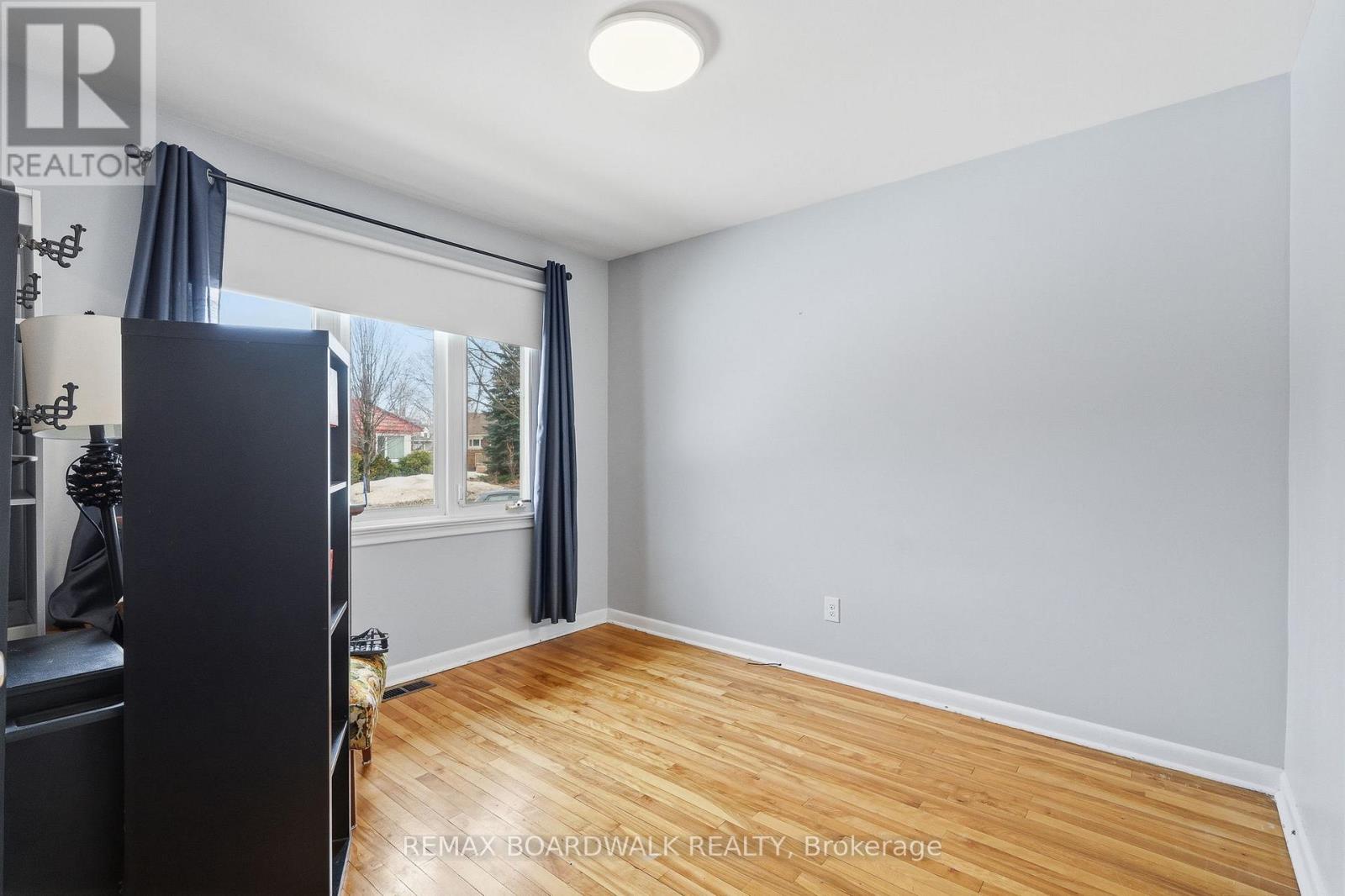 1106 Checkers Road, Ottawa, Ontario  K2C 2S4 - Photo 17 - X12871664