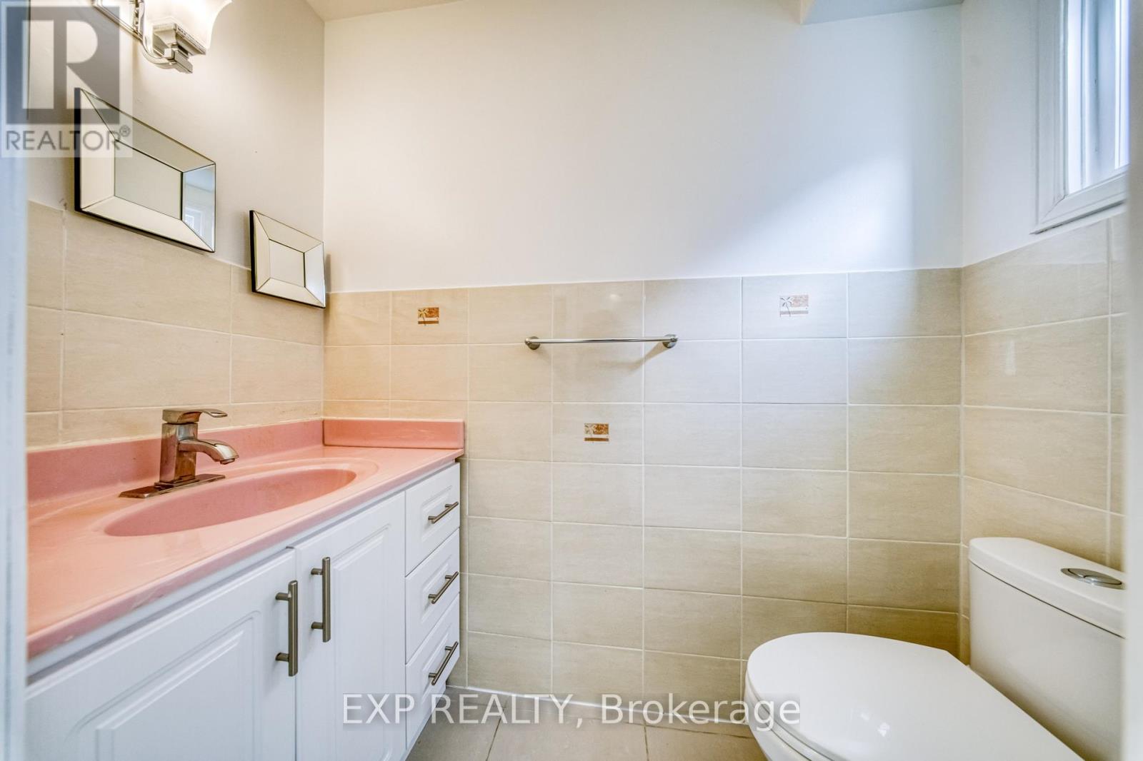 13 Carmel Court, Toronto, Ontario  M2M 4B2 - Photo 9 - C12871418