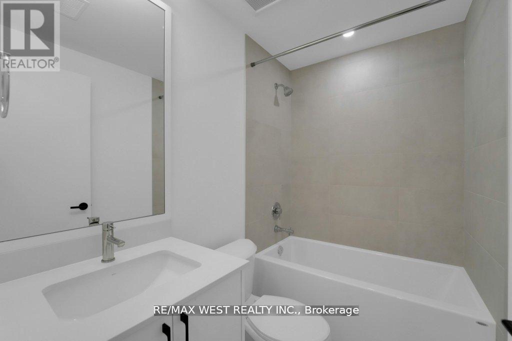 661 Winona Drive, Toronto (Oakwood Village), Ontario  M6C 3V6 - Photo 47 - C12871542