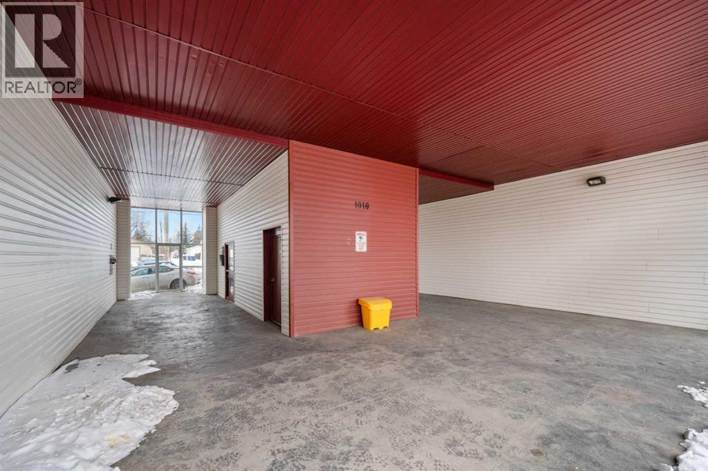 208, 1010 Railway Street, Crossfield, Alberta  T0M 0S0 - Photo 3 - A2288387