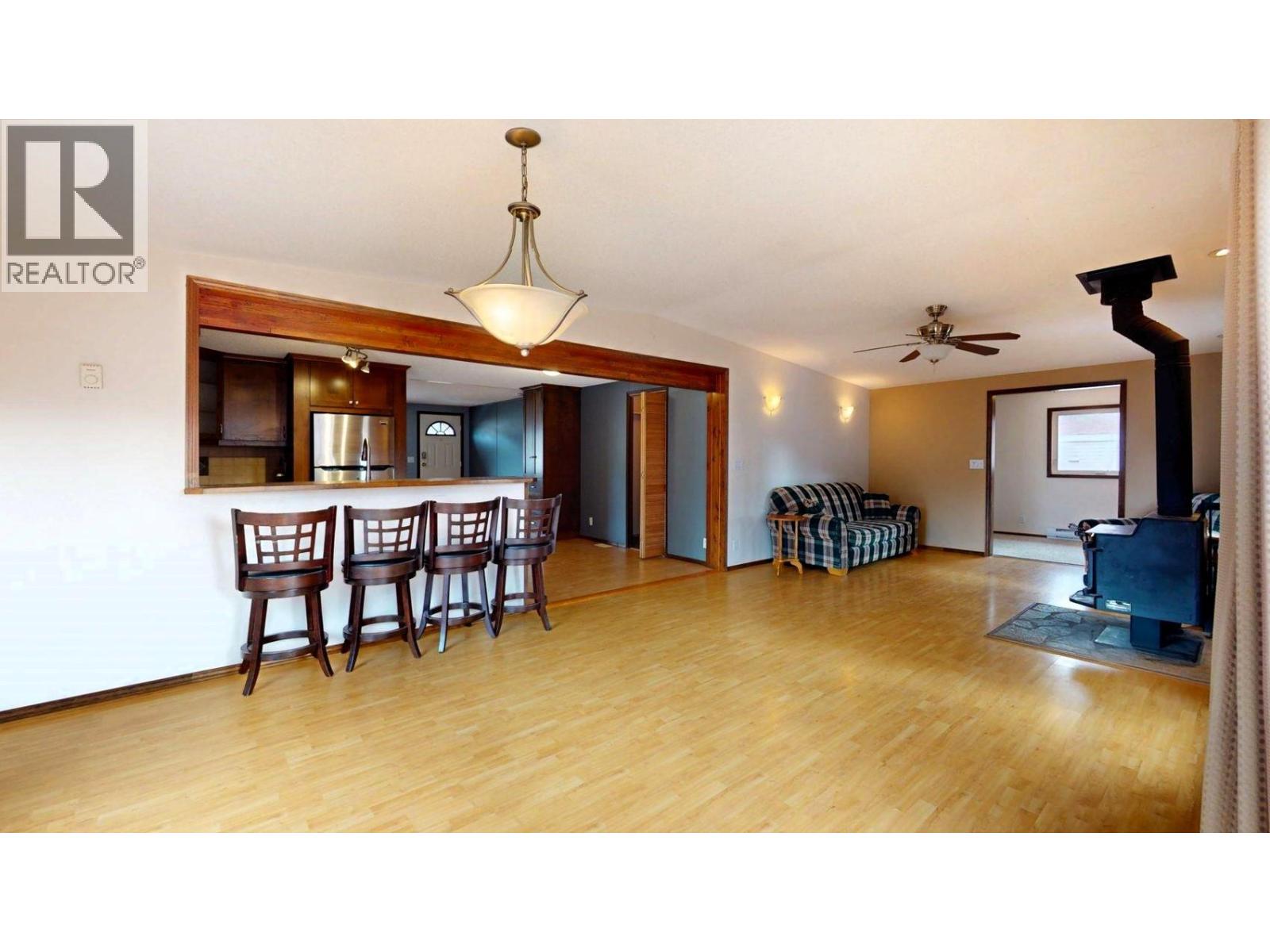 4826 Purcell Avenue, Edgewater, British Columbia  V0A 1E0 - Photo 28 - 10378631