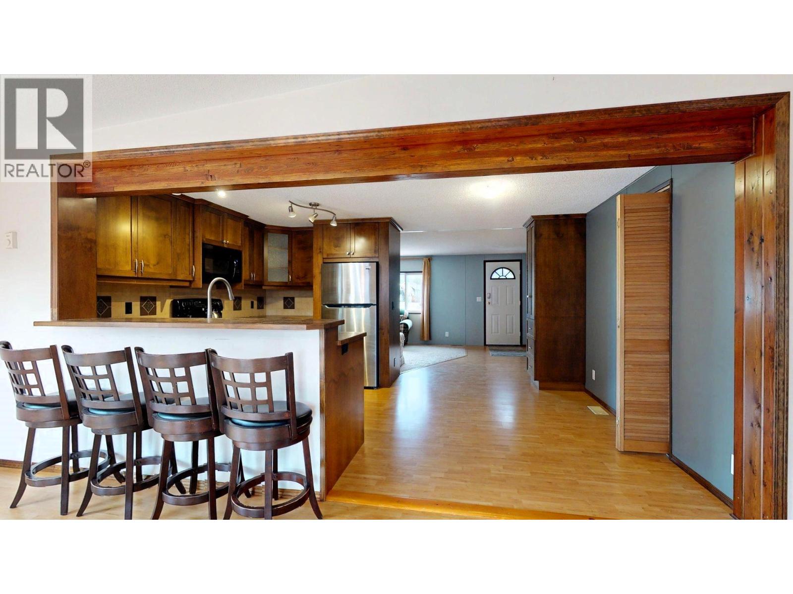 4826 Purcell Avenue, Edgewater, British Columbia  V0A 1E0 - Photo 34 - 10378631