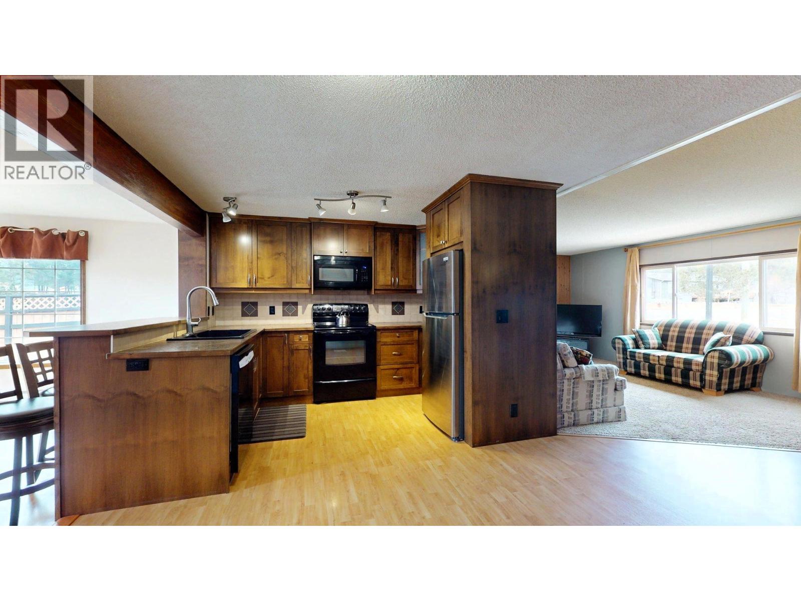 4826 Purcell Avenue, Edgewater, British Columbia  V0A 1E0 - Photo 39 - 10378631