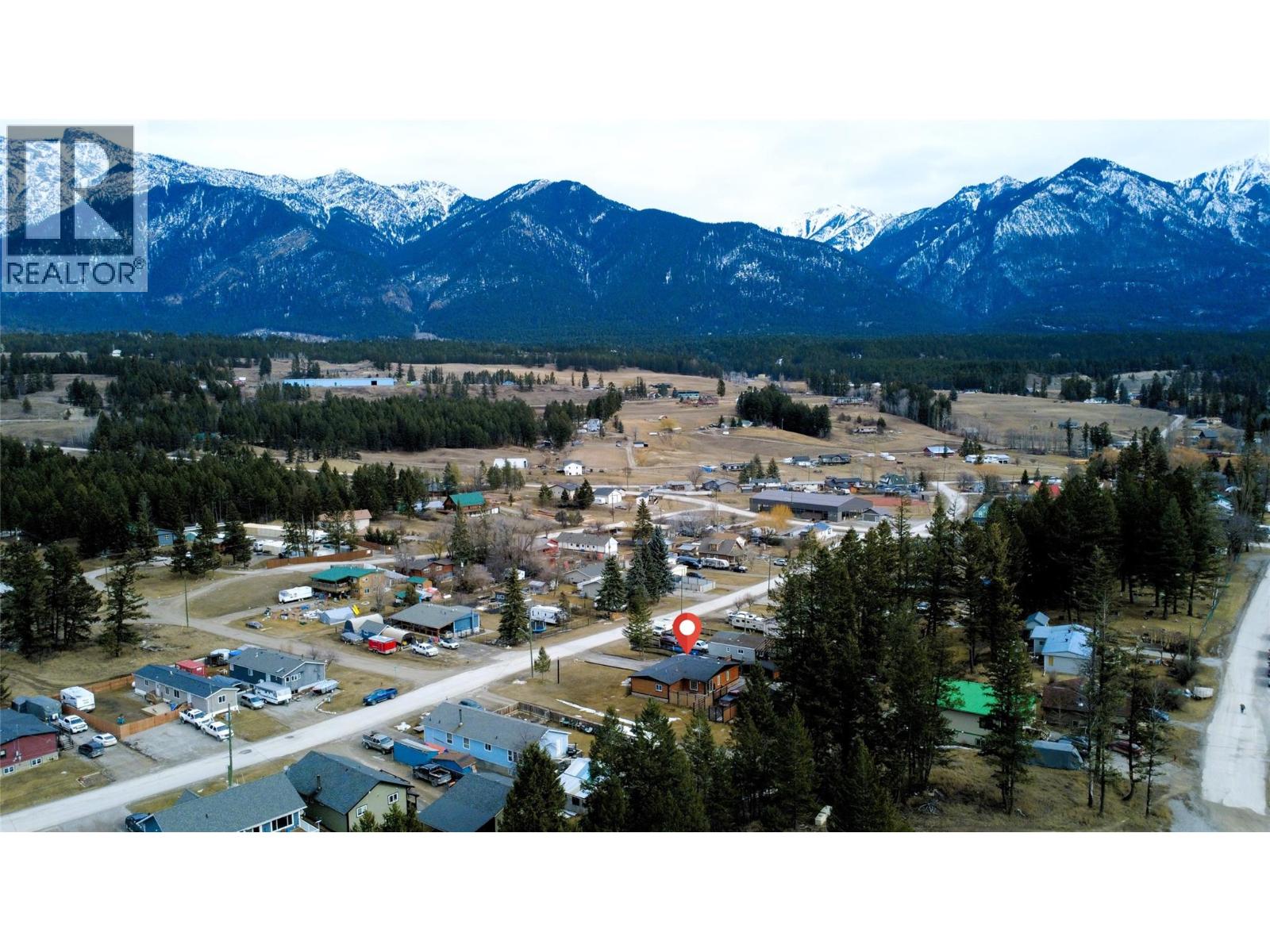 4826 Purcell Avenue, Edgewater, British Columbia  V0A 1E0 - Photo 73 - 10378631