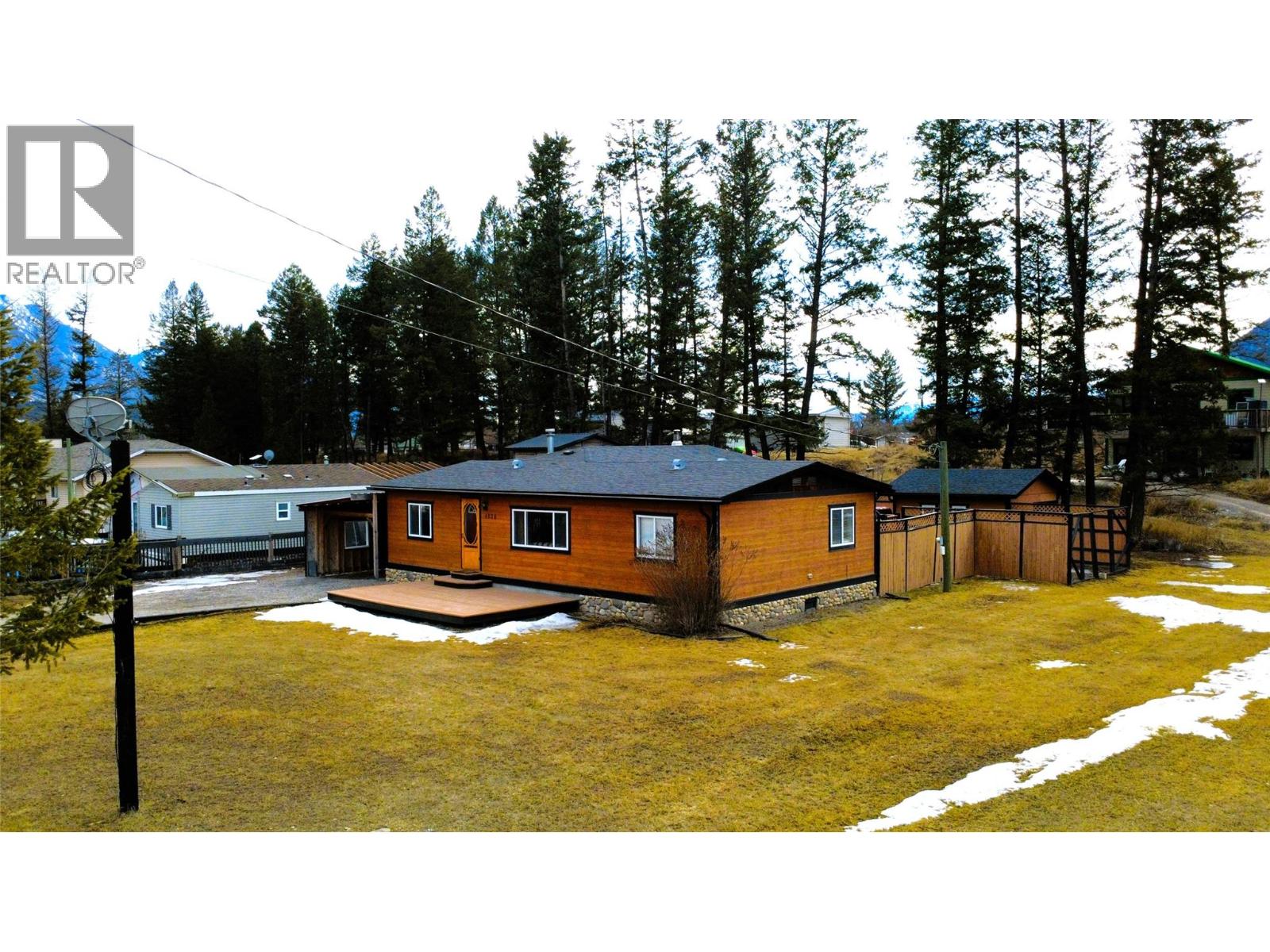 4826 Purcell Avenue, Edgewater, British Columbia  V0A 1E0 - Photo 68 - 10378631