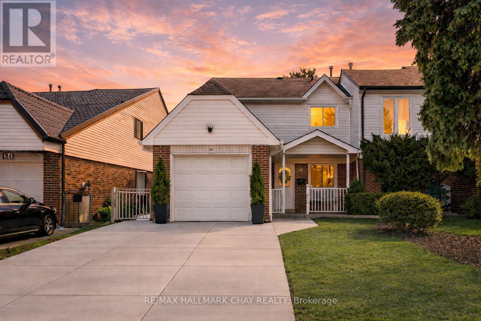 36 Purvis Crescent, Toronto, Ontario  M1B 1H9 - Photo 1 - E12871428