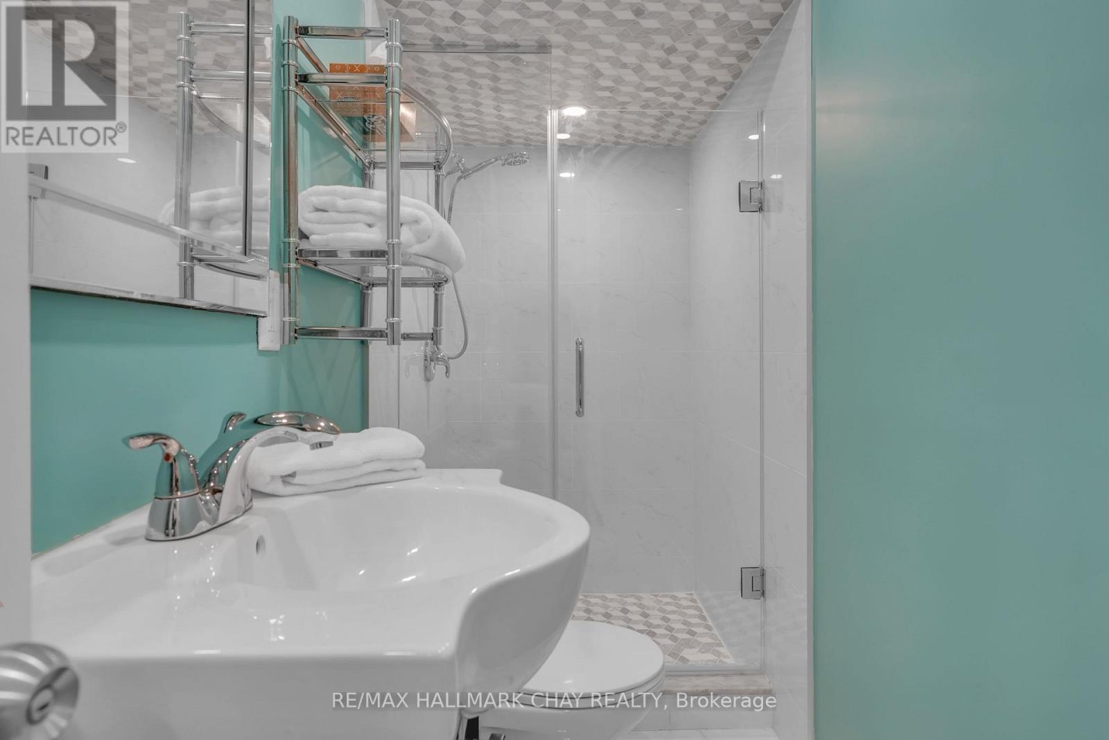 36 Purvis Crescent, Toronto, Ontario  M1B 1H9 - Photo 16 - E12871428