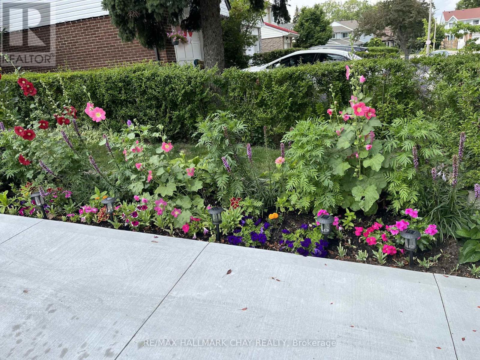 36 Purvis Crescent, Toronto, Ontario  M1B 1H9 - Photo 24 - E12871428