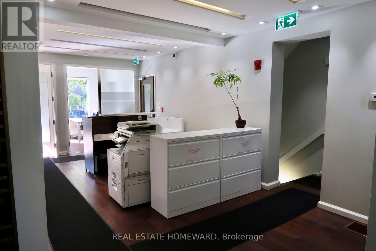 276 Danforth Avenue, Toronto (Playter Estates-Danforth), Ontario  M4K 1N6 - Photo 3 - E12871448