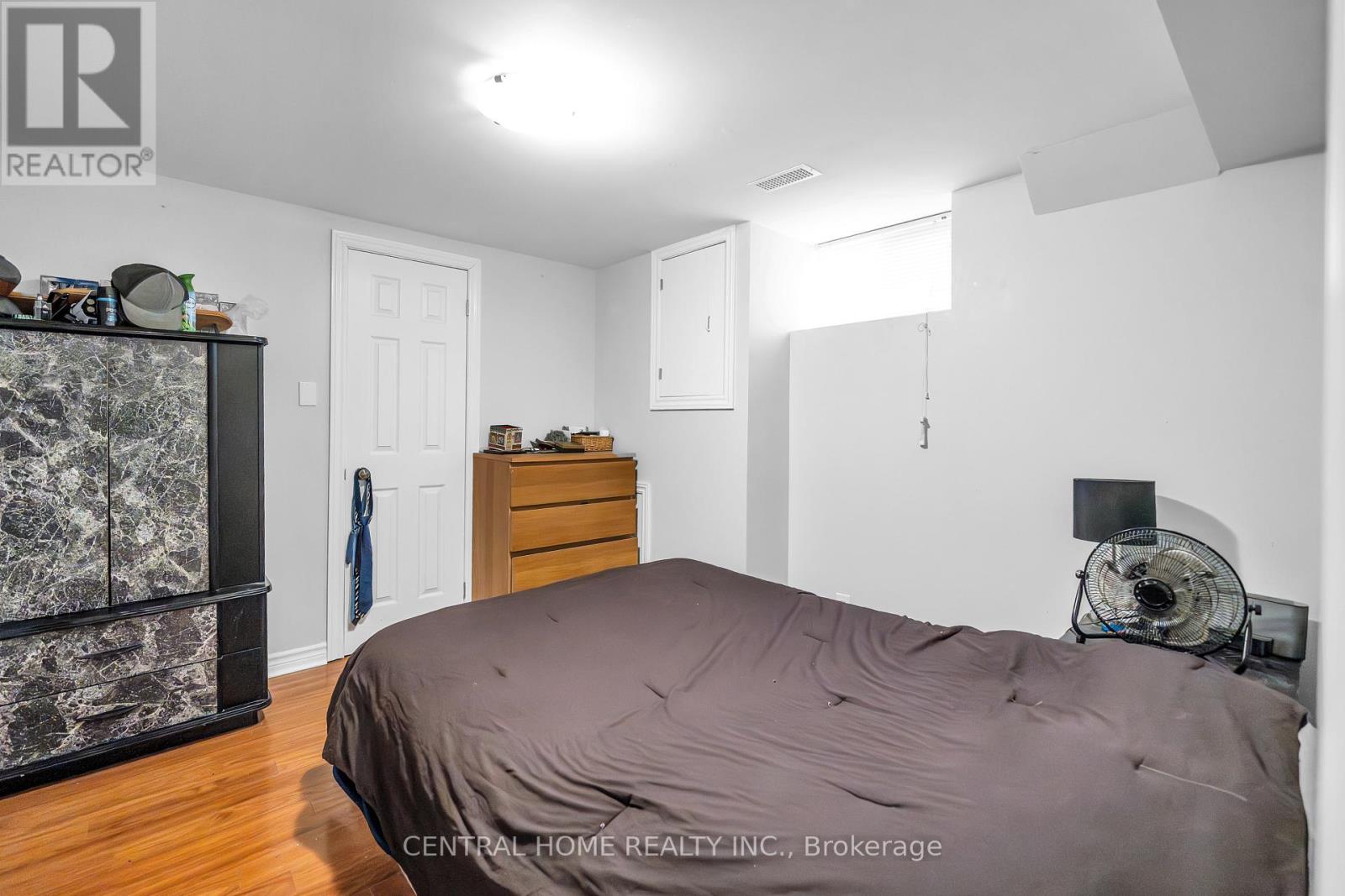 1118 Athol Street, Whitby (Downtown Whitby), Ontario  L1N 4A7 - Photo 16 - E12871634