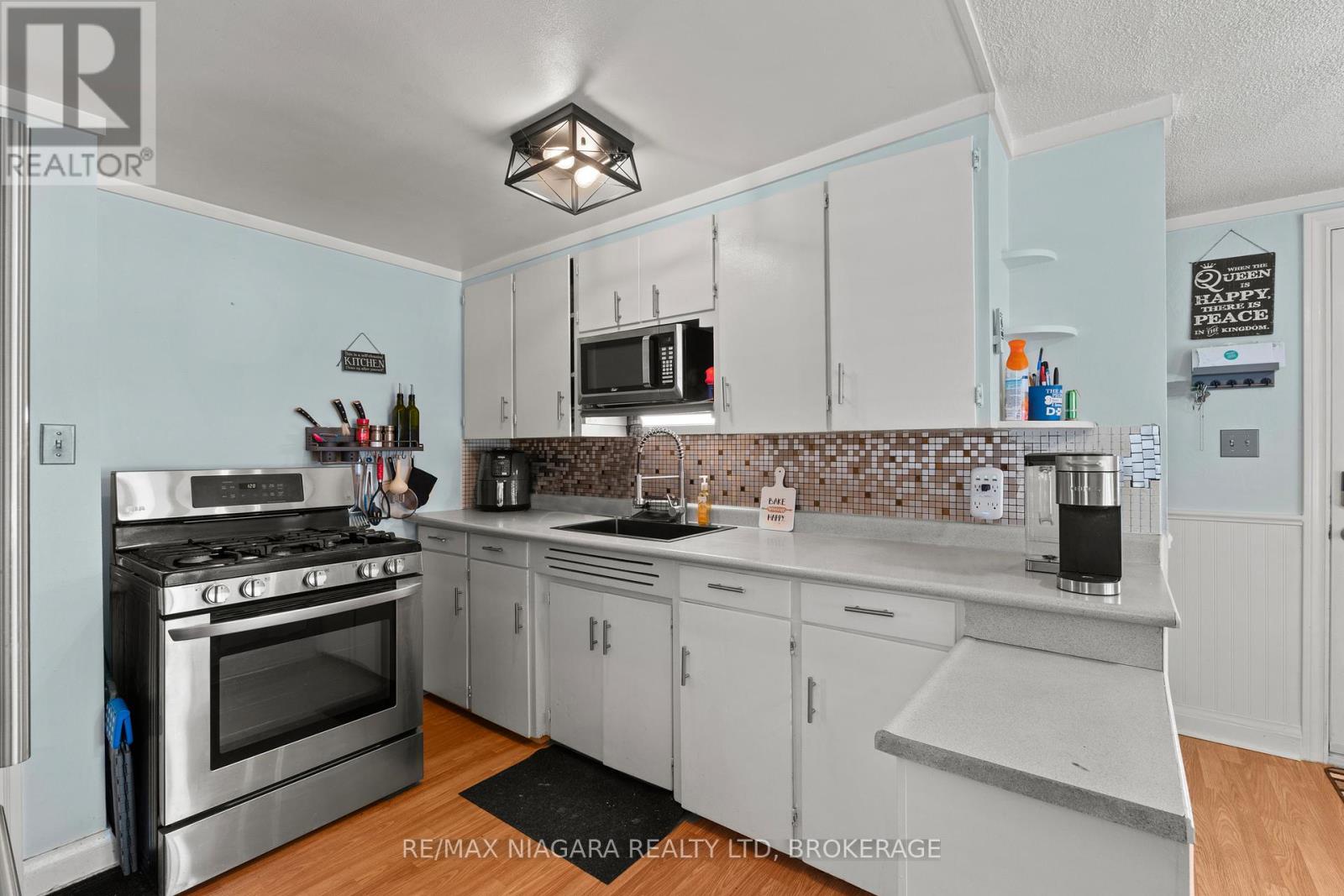 58 Harold Avenue, Welland, Ontario  L3B 1J5 - Photo 5 - X12871436