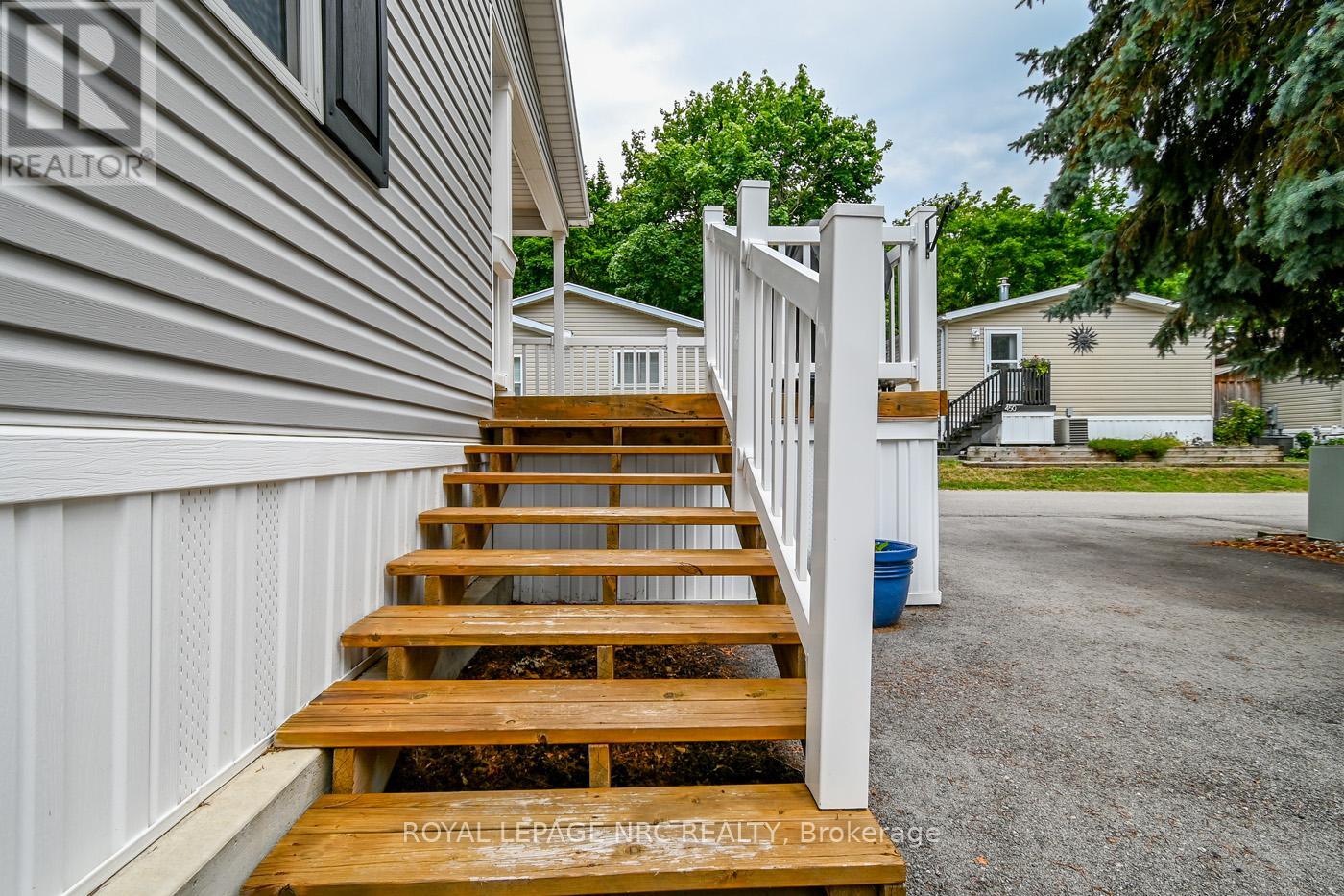 440 - 23 Four Mile Creek Road, Niagara-On-The-Lake, Ontario  L0S 1J1 - Photo 5 - X12871470