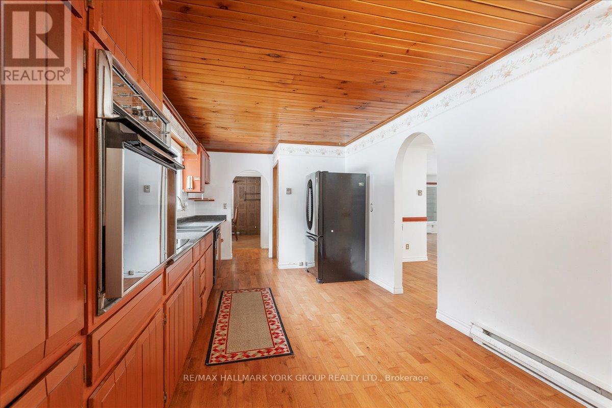 21489 Warden Avenue, East Gwillimbury, Ontario  L0G 1R0 - Photo 15 - N12712954