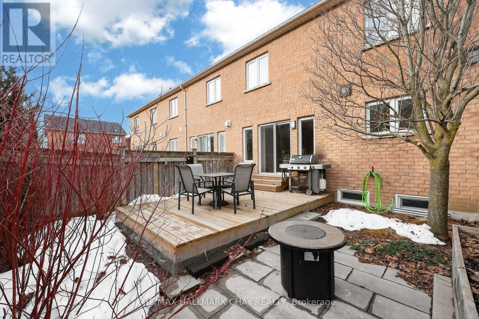 83 Beare Trail, Newmarket, Ontario  L3X 3B3 - Photo 27 - N12868088