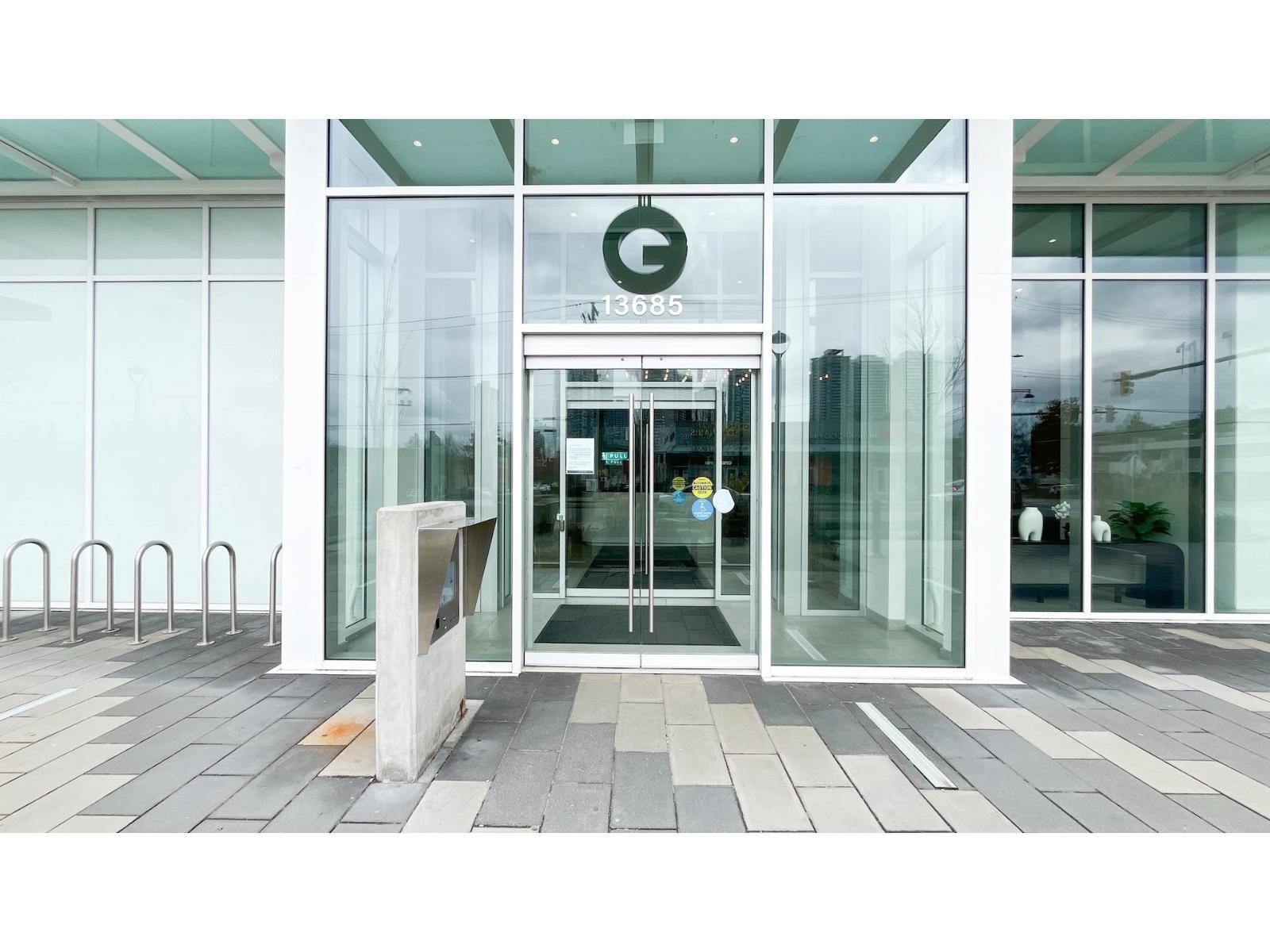 2305 13685 102 Avenue, Surrey, British Columbia  V3T 1N7 - Photo 3 - R3098695