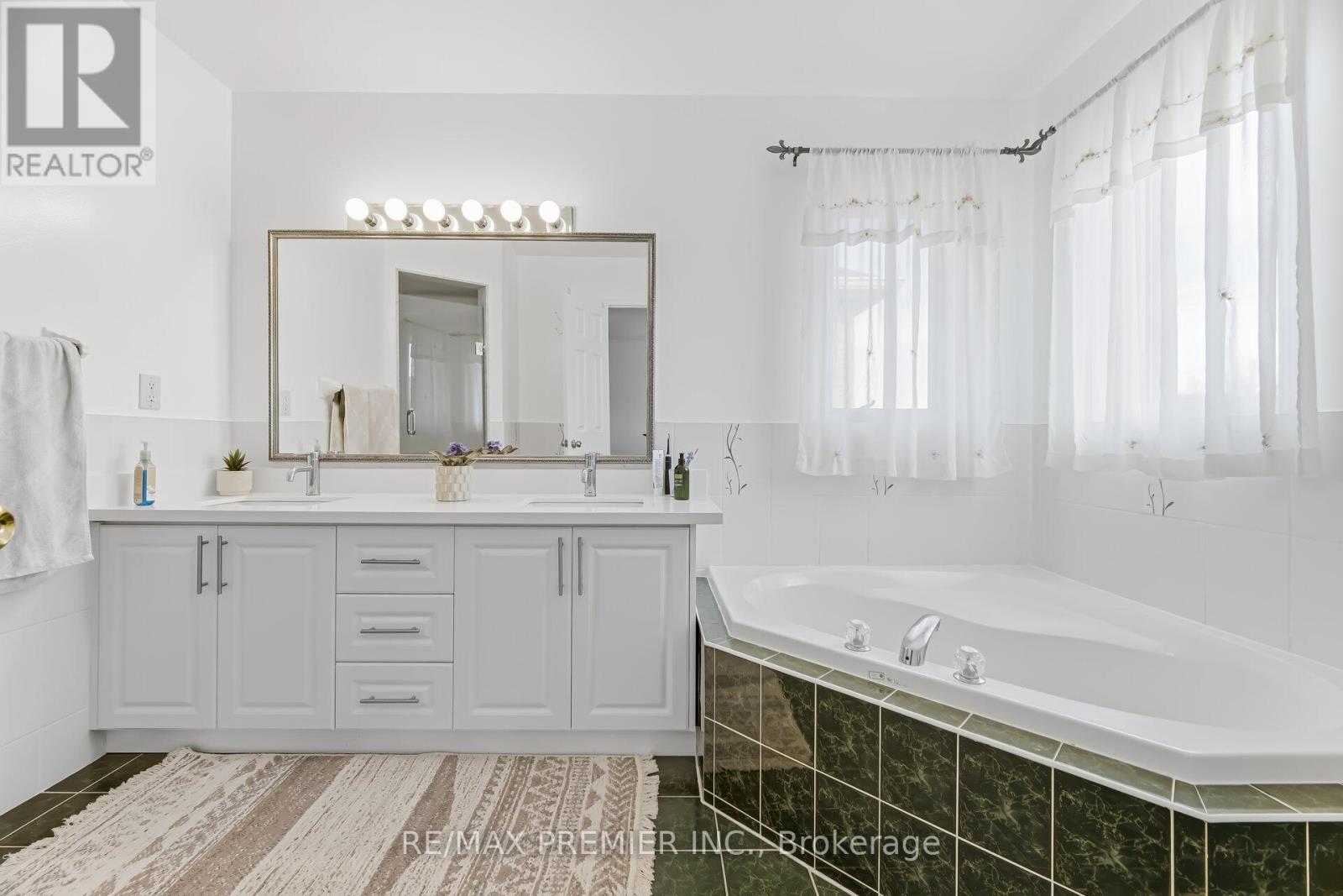 94 Apollo Road, Markham (Middlefield), Ontario  L3S 4H2 - Photo 23 - N12871508