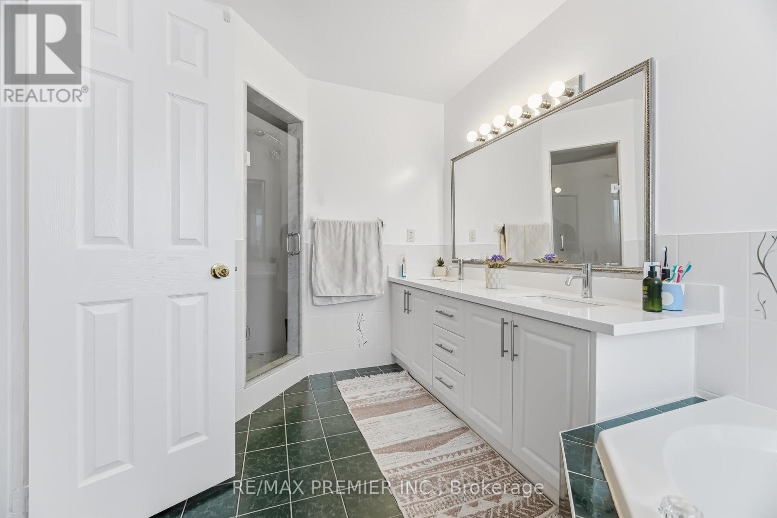 94 Apollo Road, Markham (Middlefield), Ontario  L3S 4H2 - Photo 24 - N12871508