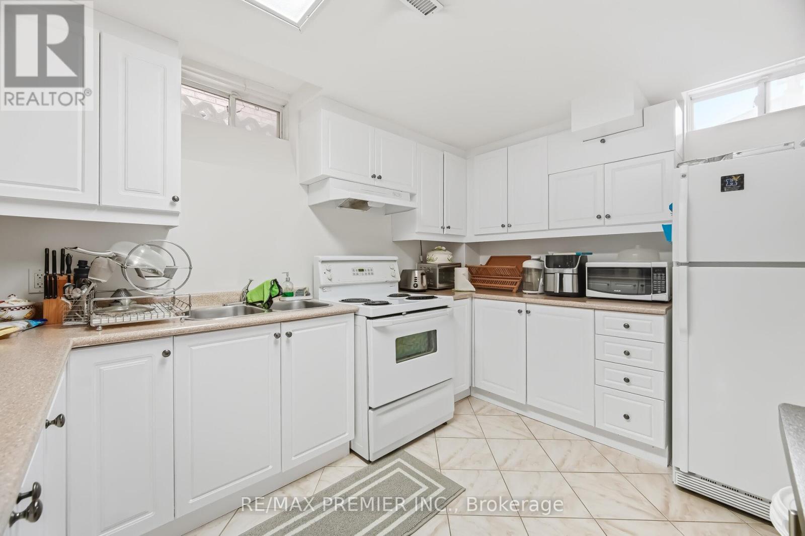 94 Apollo Road, Markham (Middlefield), Ontario  L3S 4H2 - Photo 35 - N12871508