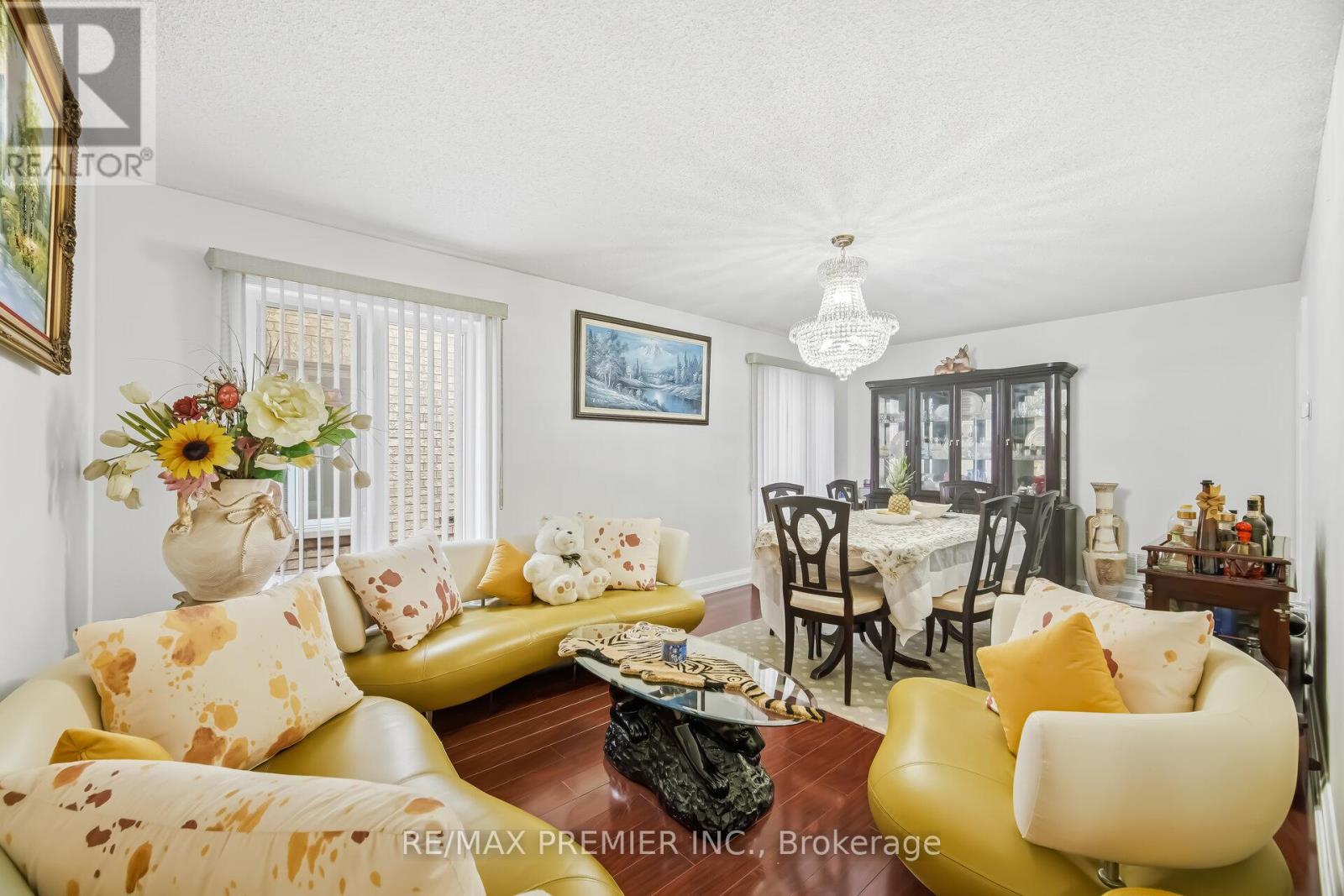 94 Apollo Road, Markham (Middlefield), Ontario  L3S 4H2 - Photo 6 - N12871508
